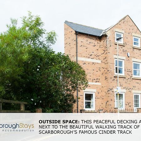 Candler Lodge - 3 Bedroom Townhouse With Parking - Patio Area & Seating Scarborough Exteriér fotografie