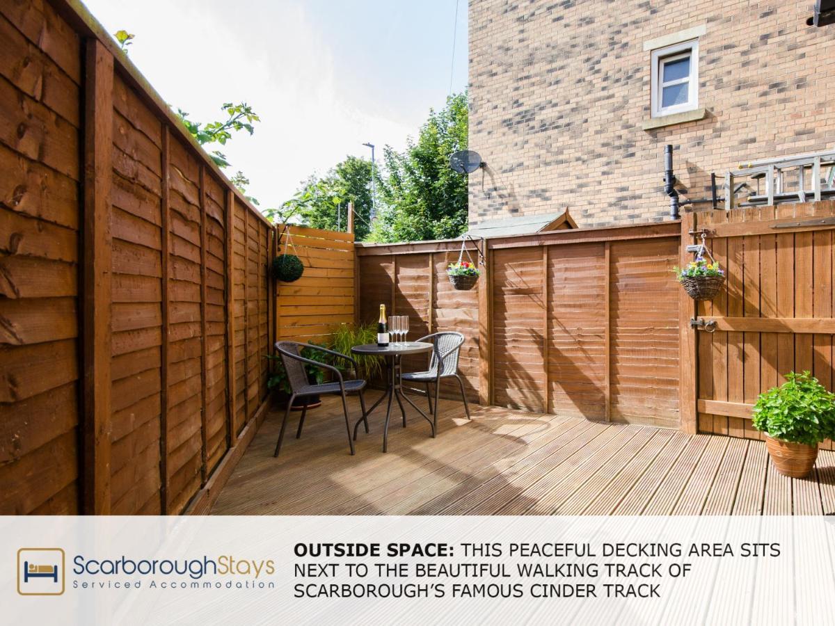Candler Lodge - 3 Bedroom Townhouse With Parking - Patio Area & Seating Scarborough Exteriér fotografie