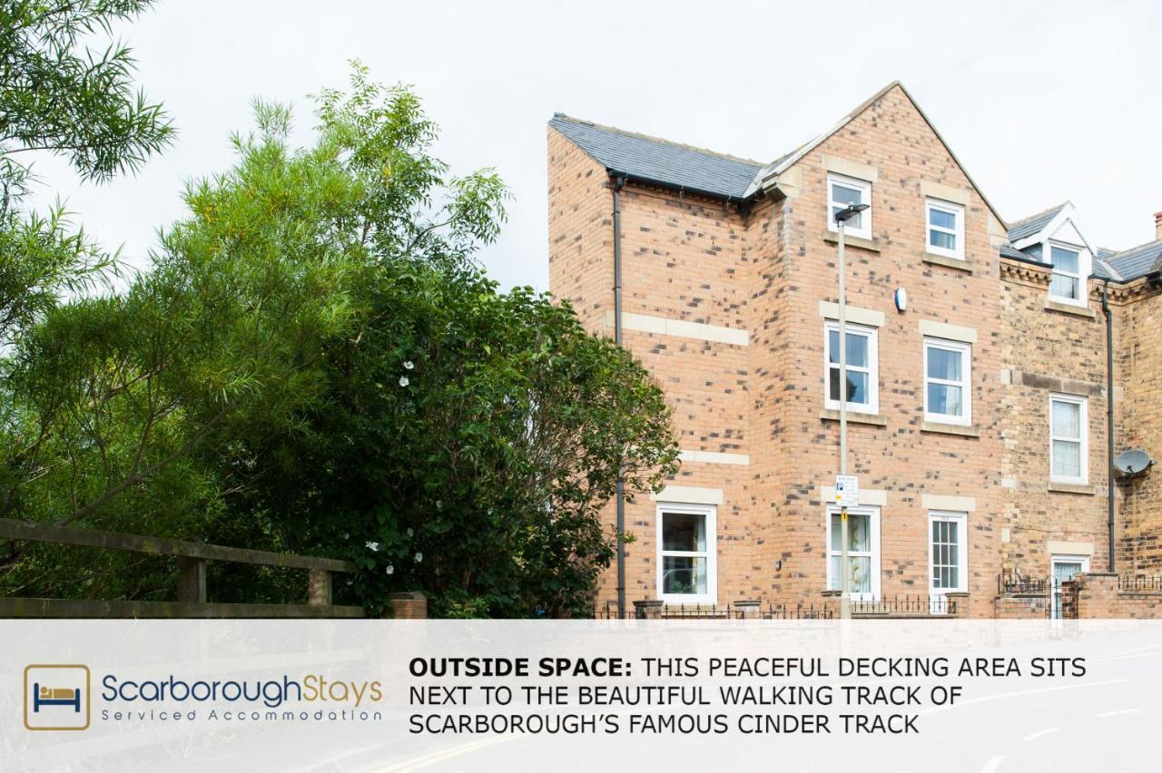 Candler Lodge - 3 Bedroom Townhouse With Parking - Patio Area & Seating Scarborough Exteriér fotografie