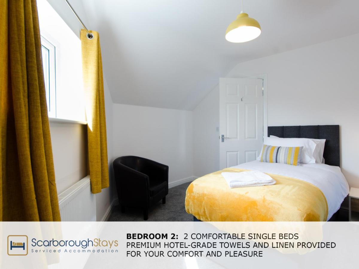 Candler Lodge - 3 Bedroom Townhouse With Parking - Patio Area & Seating Scarborough Exteriér fotografie
