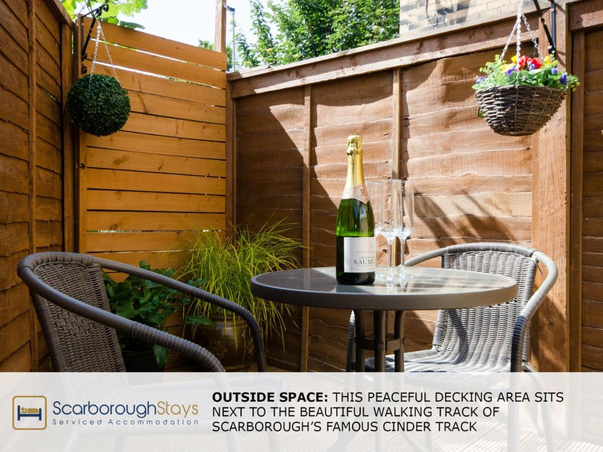 Candler Lodge - 3 Bedroom Townhouse With Parking - Patio Area & Seating Scarborough Exteriér fotografie